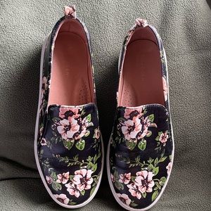 listing-status-banner